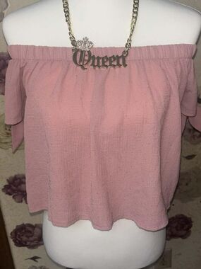 Off-Shoulder Pink Crop Top - Casual Women's Summer Top